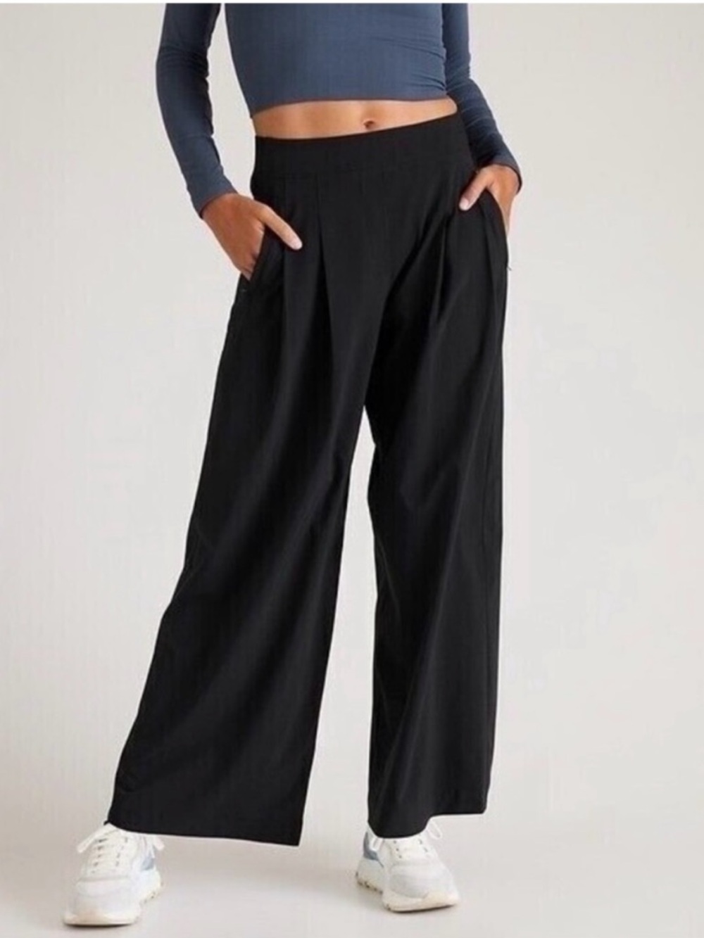 Athleta Black Brooklyn Heights High Rise Pleated Wide Leg Athletic Pant Size 14